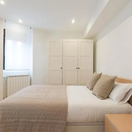 Arrasate Center - Iberorent * San Sebastián