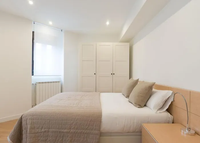 Arrasate Center - Iberorent * サン・セバスティアン